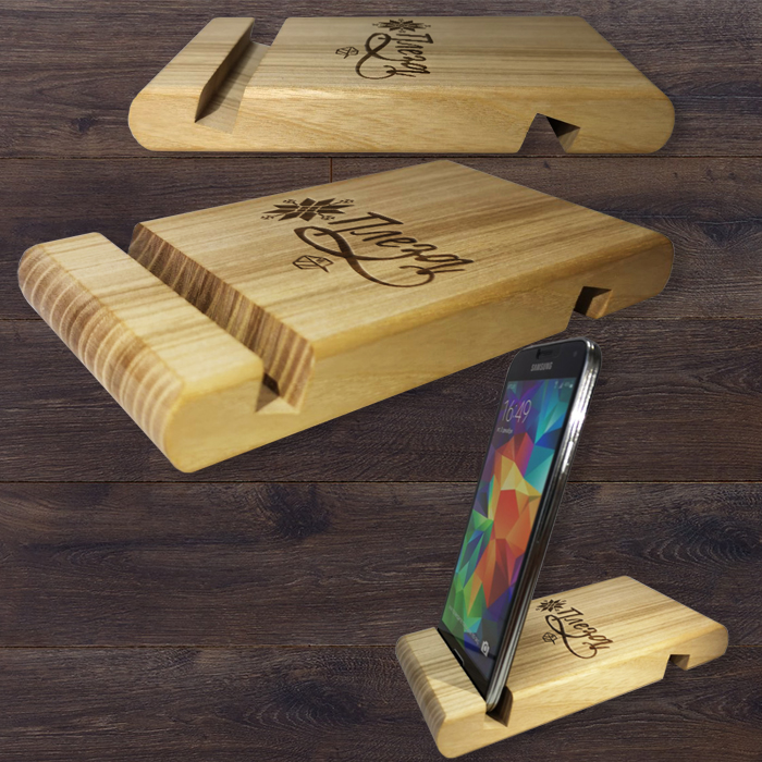 Деревянная подставка для смартфона и планшета